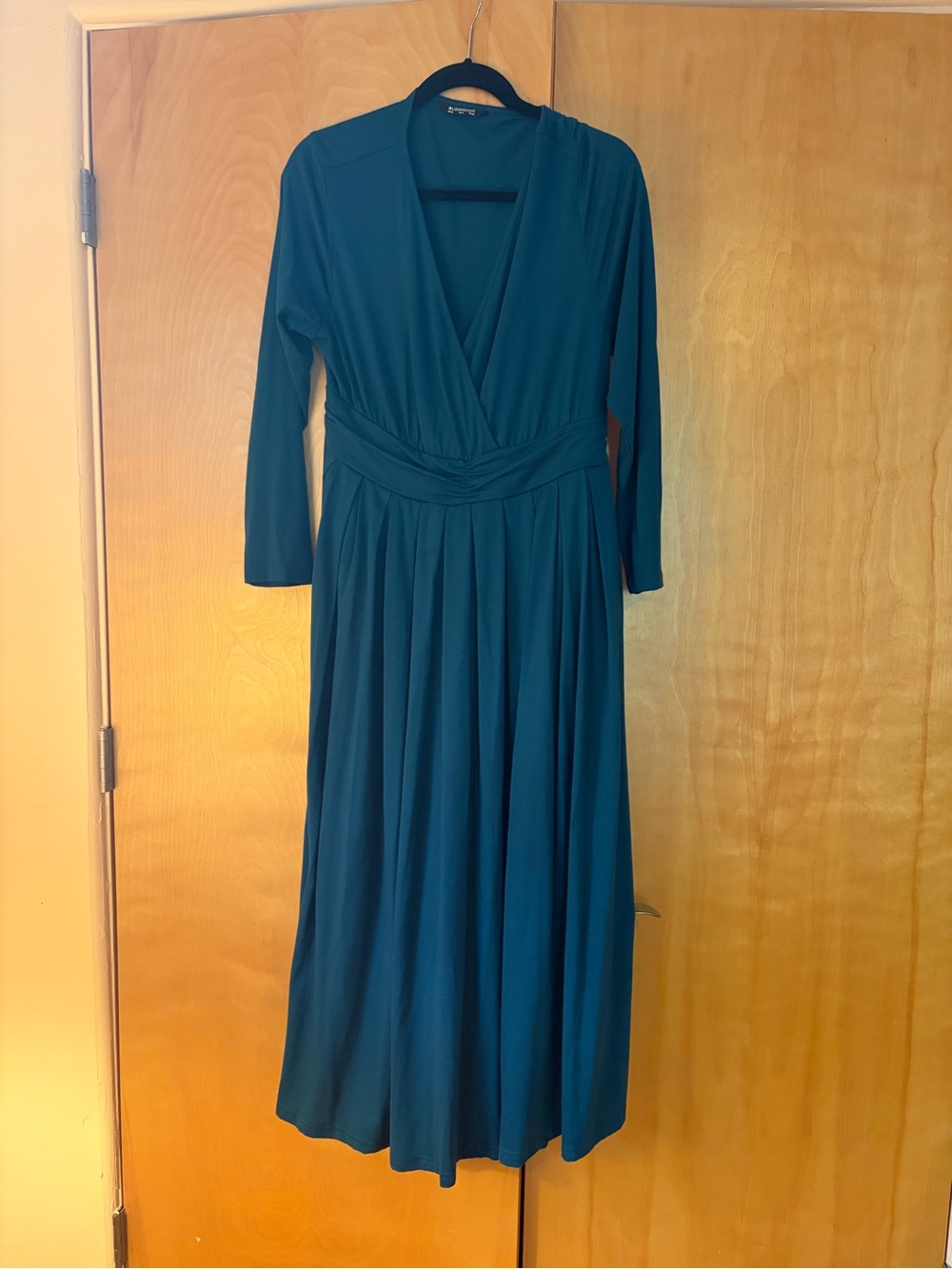 Teal long-sleeved dress with pockets from Bloomchic